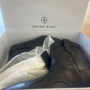 ANINE BING “RAE” BOOTIES